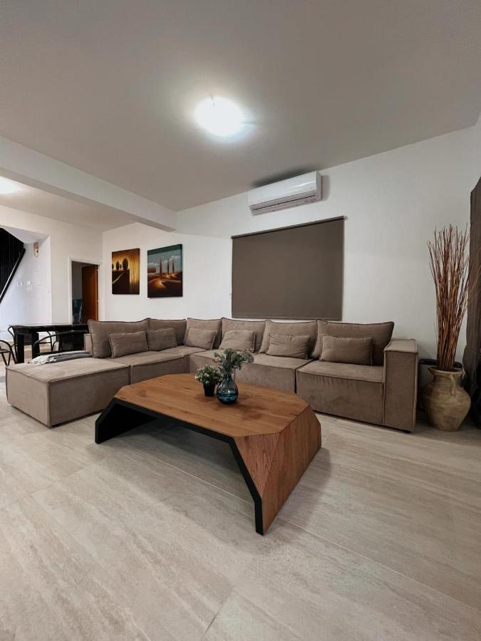 Oasi Rejuve Villa Meneou Exterior foto
